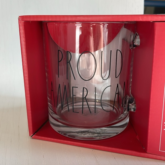 NWT Rae Dunn 18 ounce clear glass mug “Proud American” - Picture 2 of 4